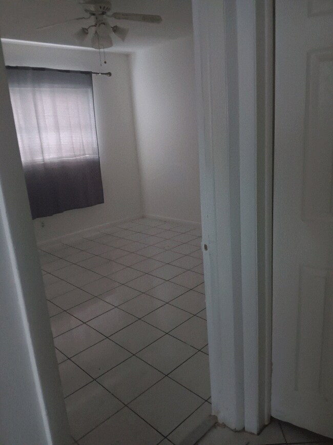 Foto del edificio - 1541 NE 34th Ct