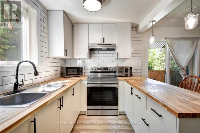 Building Photo - 2289 Loop Rd