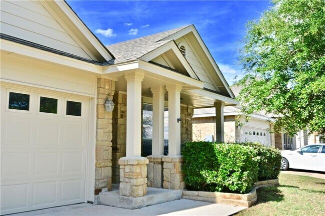 Building Photo - 1807 Slate Creek Dr