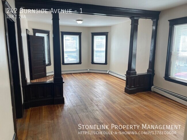 Building Photo - 242 Burnside Avenue