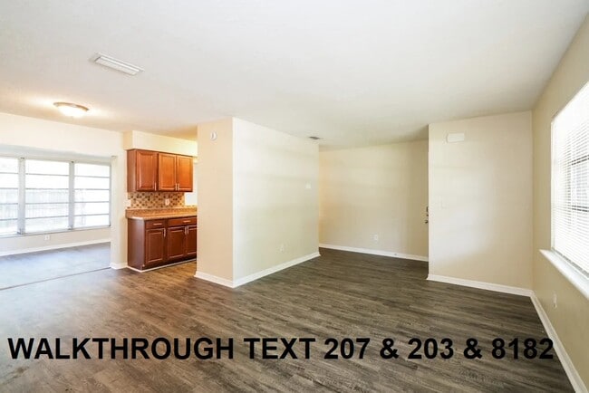 Building Photo - 2308 Americus Dr