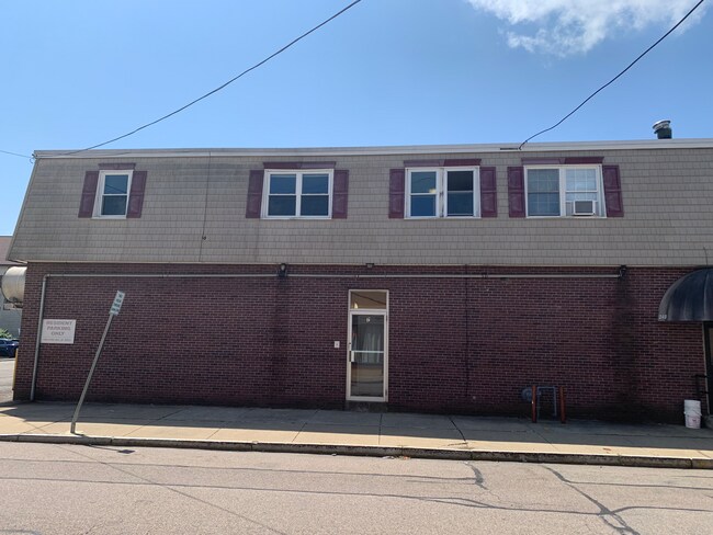 Building Photo - 7 Cottage St