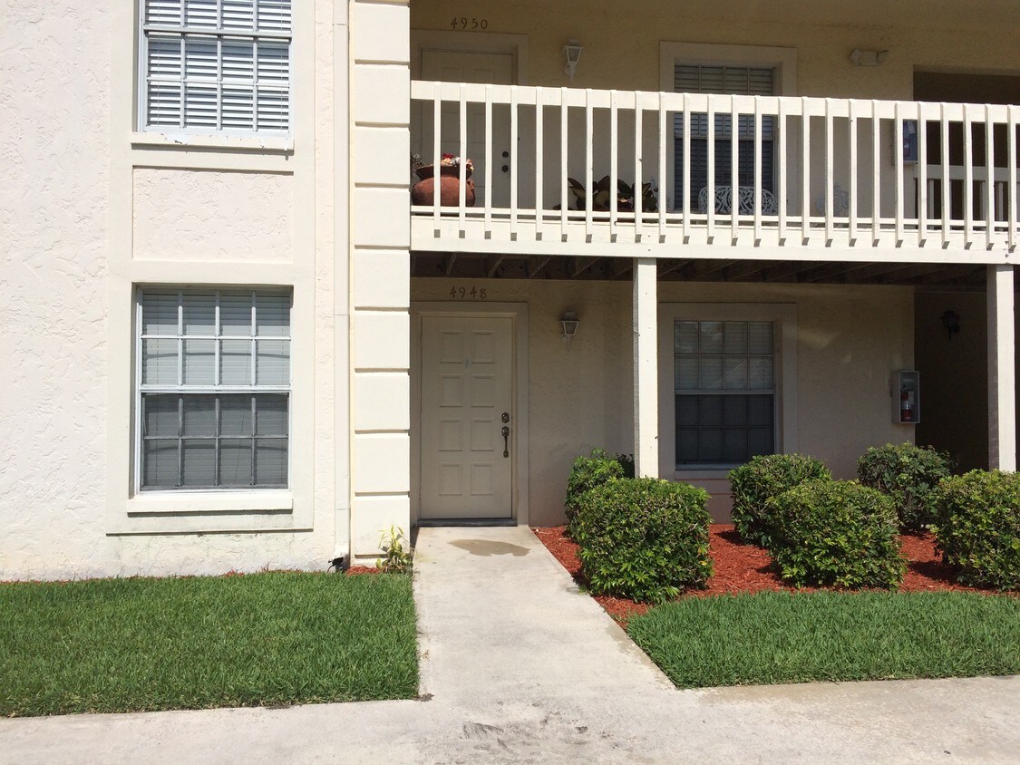 Foto principal - 4948 West Blvd