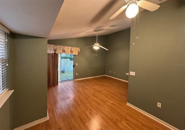 Building Photo - 10311 NW 33rd Ln