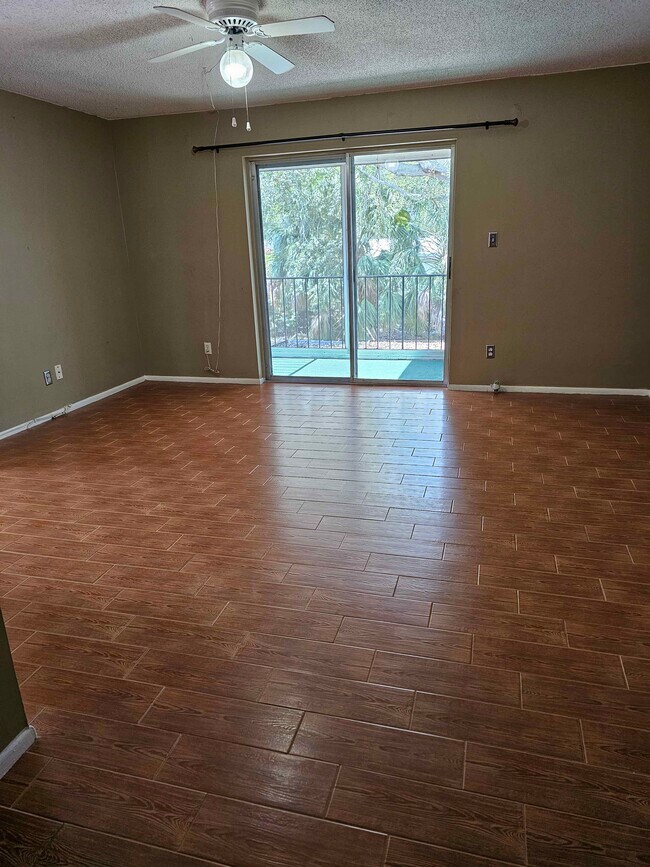 Building Photo - 8490-8413 13th St N