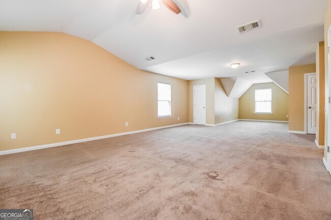 Building Photo - 6312 Selborn Dr SW