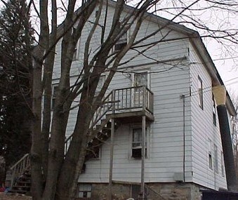 Primary Photo - 16 Chapman St