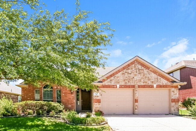 Building Photo - 206 Cox Dr