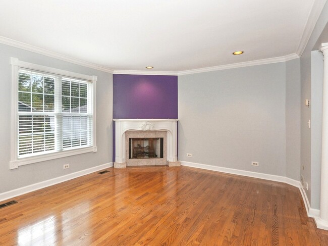 Foto del edificio - 327 N Loomis St