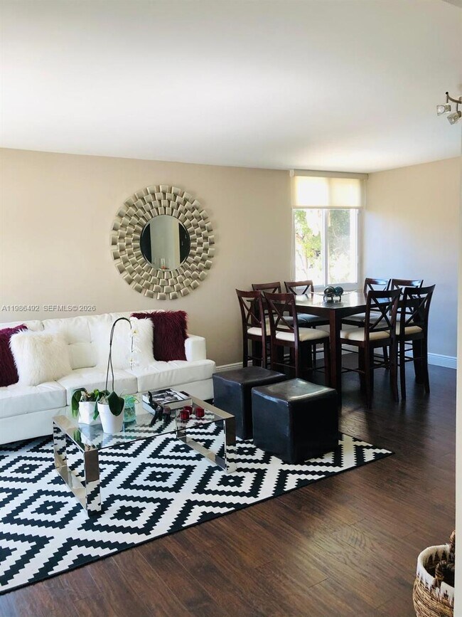 Foto del edificio - 800 N Miami Ave