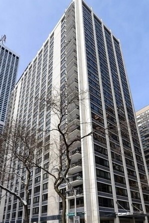Primary Photo - STREETERVILLE'S 1bed/1bath Available