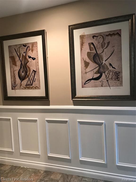 Building Photo - 675 Randolph St