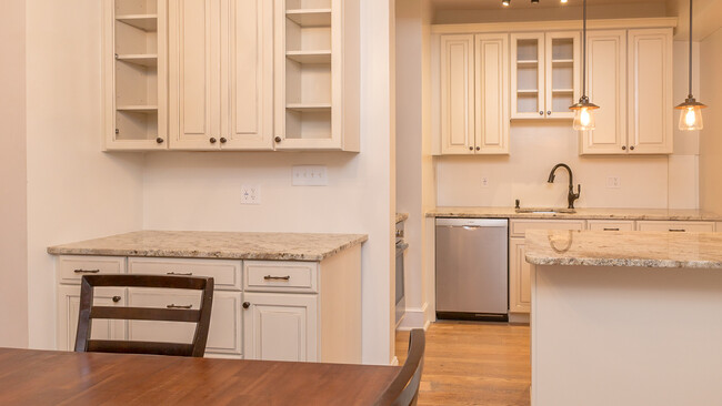 Kitchen - 1931 37th St NW