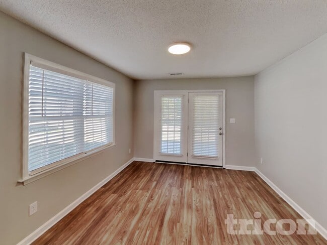 Foto del edificio - 2112 Saponi Village Ct
