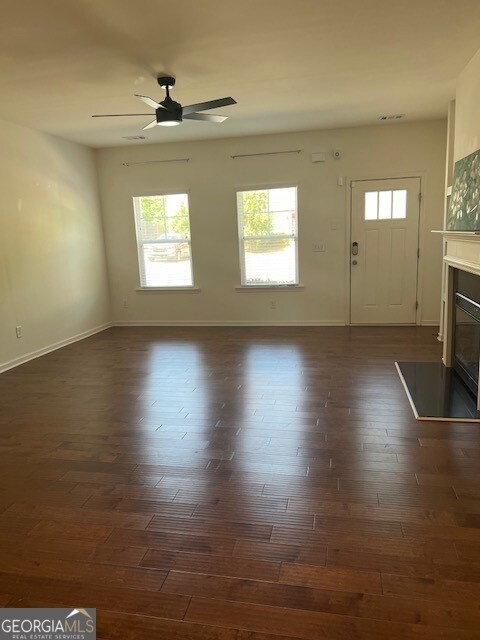 Building Photo - 832 Ambient Way