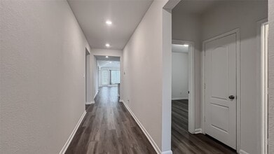 Building Photo - 25507 Reign Wayman Ct