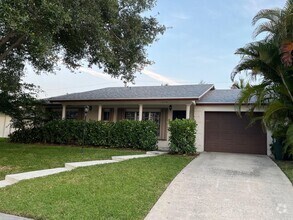 Building Photo - 1270 SW 8th St