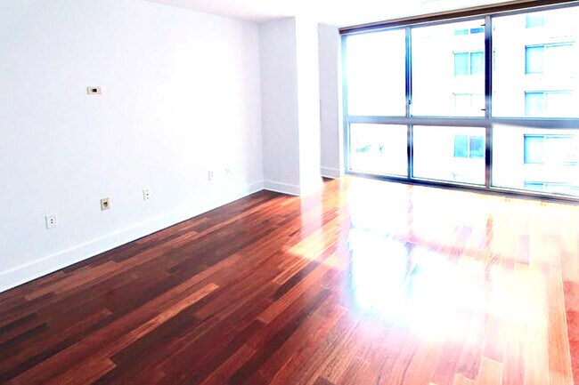 Foto del edificio - 201 Marin Blvd