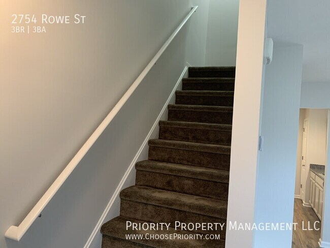 Foto del edificio - 2754 Rowe St