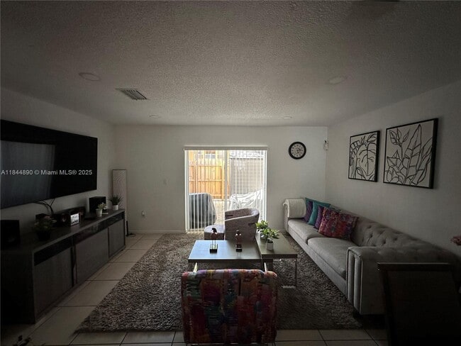 Foto del edificio - 14023 SW 120th Ct