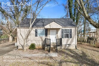 Building Photo - 1215 Greenfield Dr