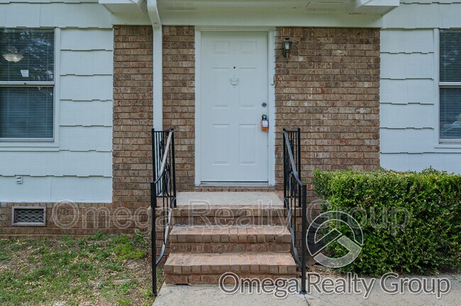 Building Photo - 7038 Groundhog Rd