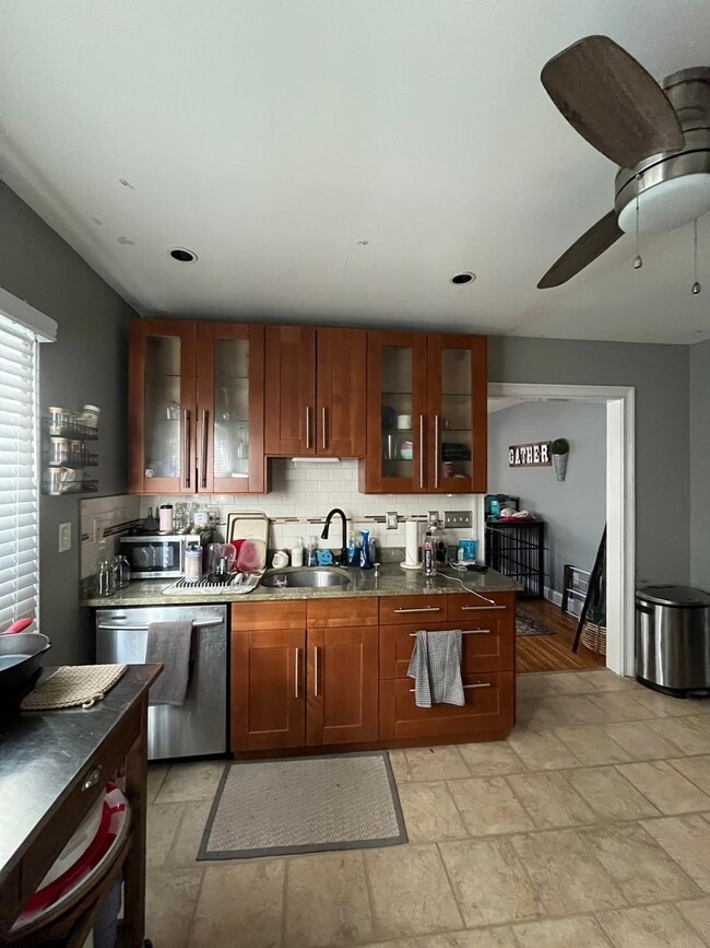 Foto del edificio - 10 Ashland St