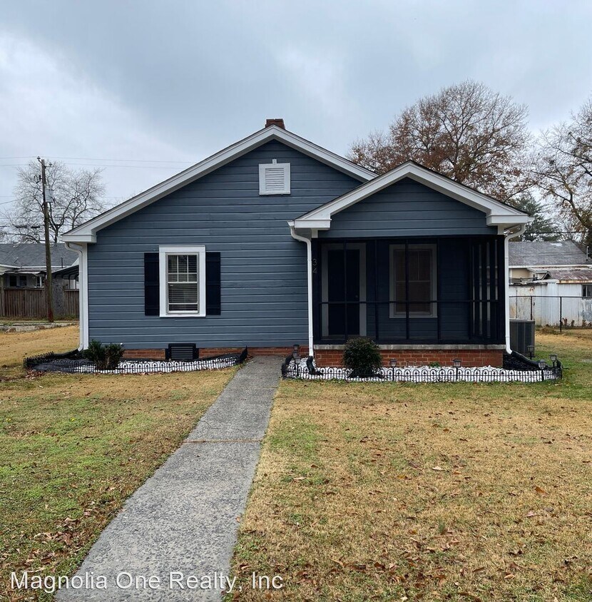 Primary Photo - 2 br, 1 bath House - 34 Walnut St