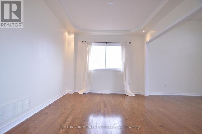 Building Photo - 58 Bloxham Pl