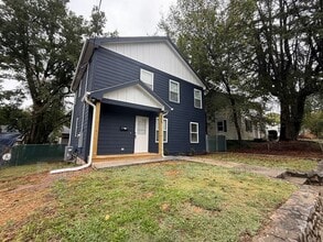 Building Photo - 809 Price Ave