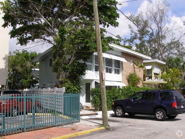 Building Photo - LaSalle Apartments