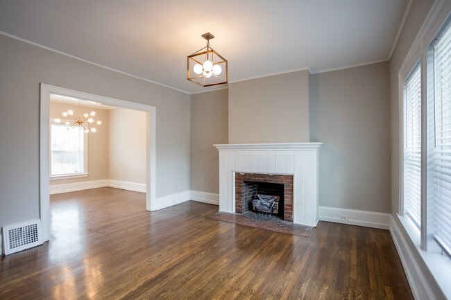Foto del edificio - 8126 W Vernor Hwy