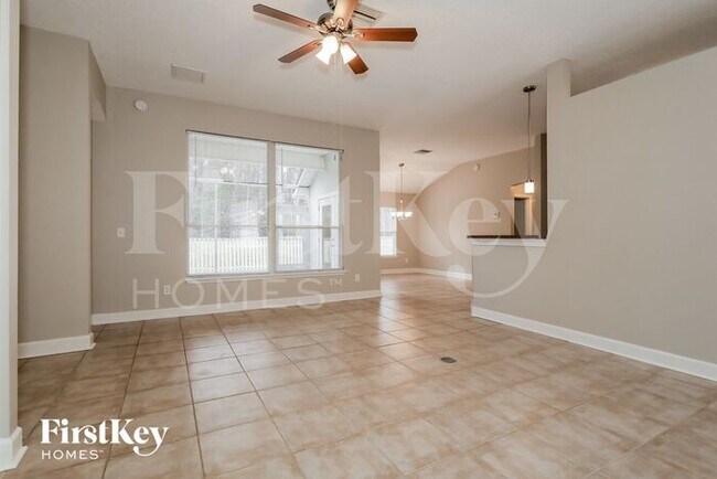 Foto del edificio - 1733 Ferncreek Dr