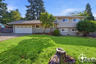 Building Photo - 2409 SE 139th Ave
