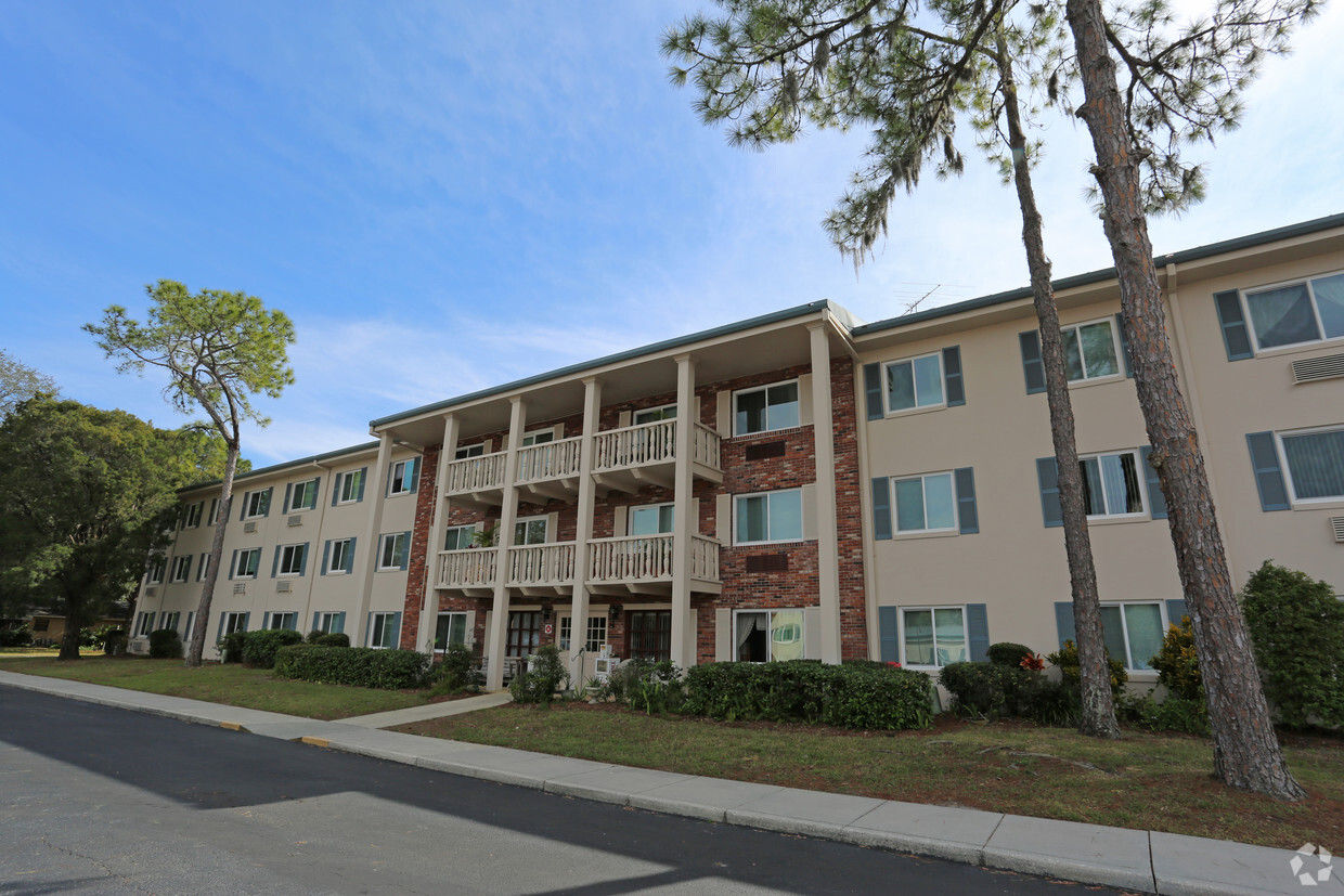 Foto principal - Florida Gulf Coast Apartments