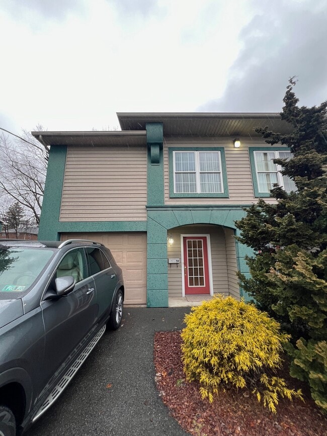 65 Tiara Ct, Blakely, PA 18447 Townhome Rentals in Blakely PA