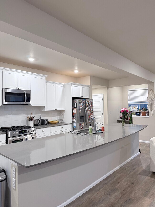 Foto del edificio - 7929 39th Pl NE