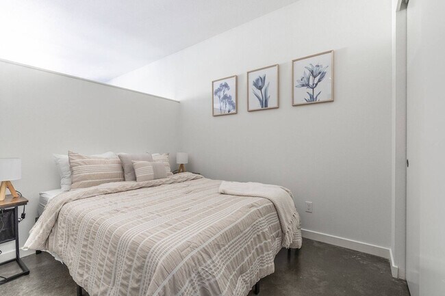 Foto del edificio - 2407 E Union St