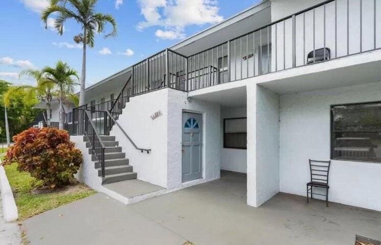 Building Photo - 4769 Arjaro Dr