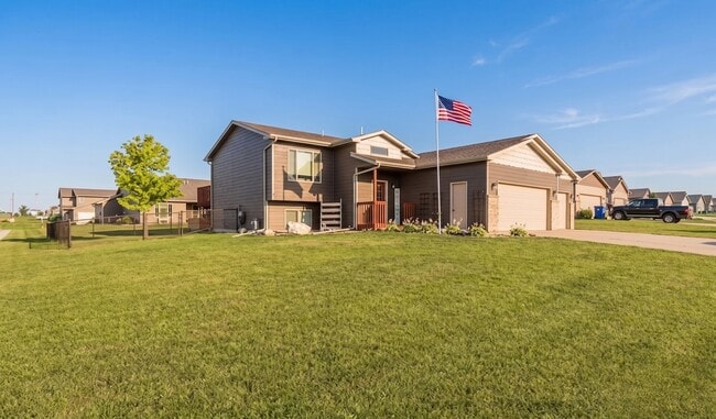 Building Photo - 4041 S Homerun Ave