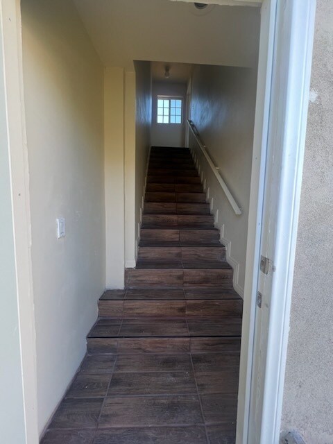 Foto principal - 9761 Homestead St