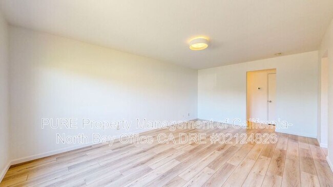 Foto del edificio - 1511 Lynn Ct