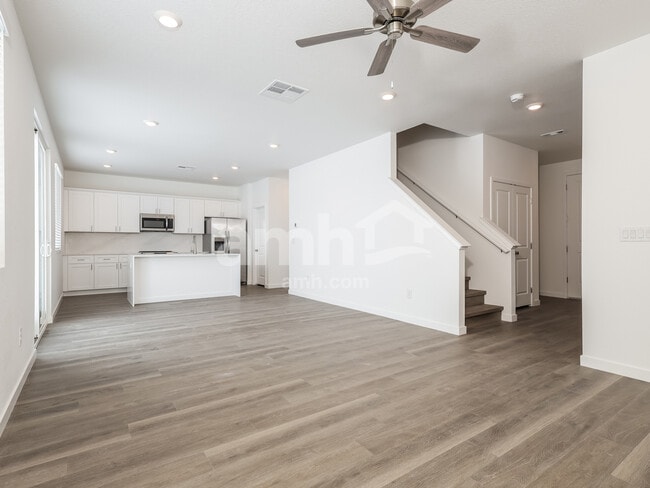 Building Photo - 2331 Devin Ave