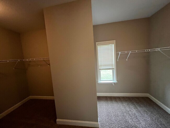 Foto del edificio - Located in Wrenwood Subdivision!!