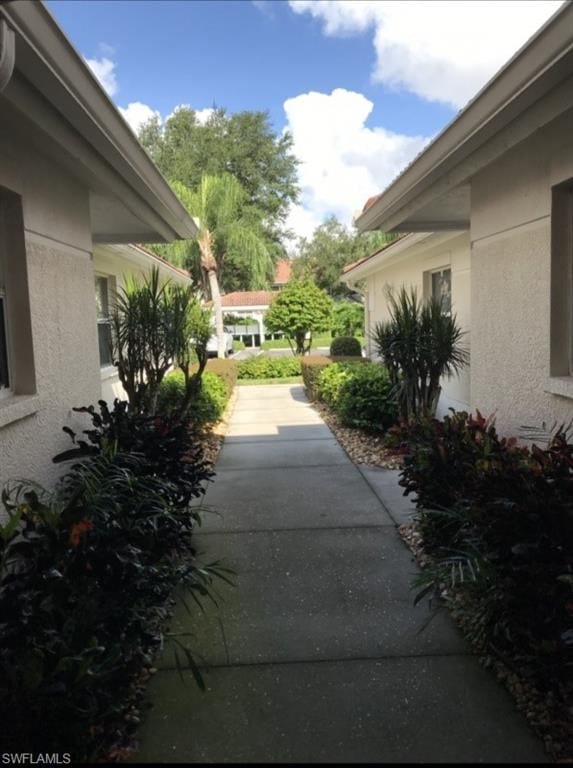 Building Photo - 620 Lalique Cir
