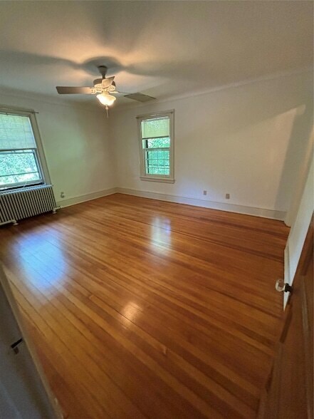 Foto del edificio - 27 Webb Ln