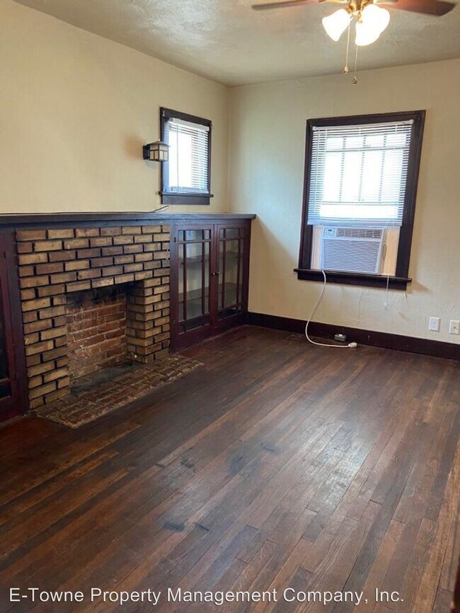 Building Photo - 2 br, 1 bath House - 714 E. Pine