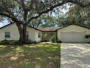 Building Photo - 4010 Woodsong Dr
