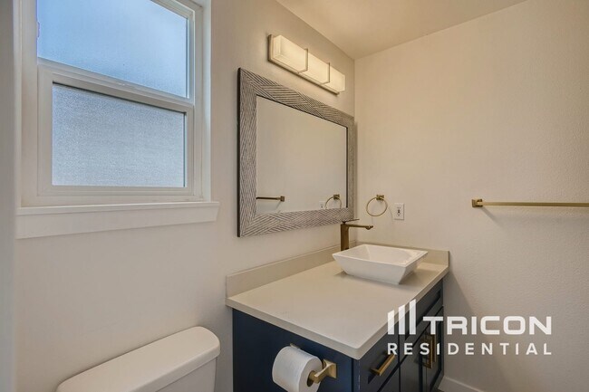 Foto del edificio - 1602 57th Ave NE
