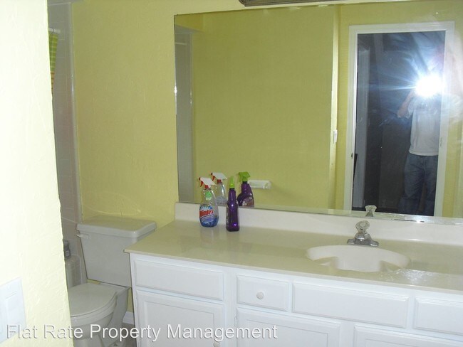 Building Photo - 1509 Red Oak Ct